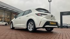 Toyota Corolla 1.8 VVT-i Hybrid Icon Tech 5dr CVT Hybrid Hatchback